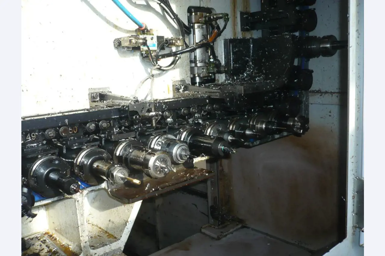 Tornos e fresadoras CNC, rectificadoras CNC, centros de maquinagem CNC-5