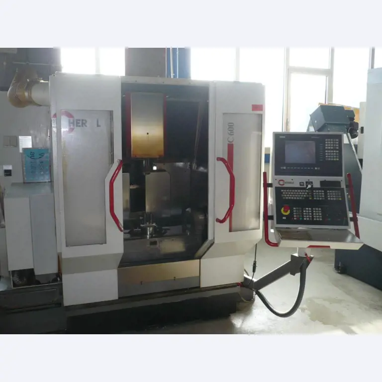 Tornos e fresadoras CNC, rectificadoras CNC, centros de maquinagem CNC-1