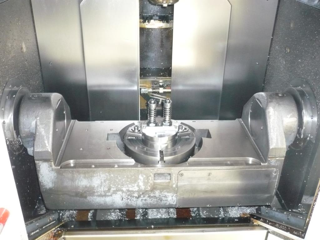 Tornos e fresadoras CNC, rectificadoras CNC, centros de maquinagem CNC-2
