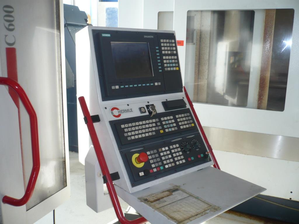 Tornos e fresadoras CNC, rectificadoras CNC, centros de maquinagem CNC-3