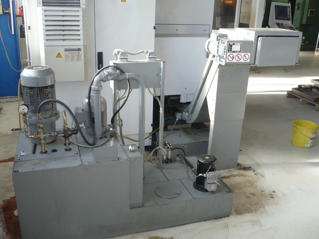 Tornos e fresadoras CNC, rectificadoras CNC, centros de maquinagem CNC-4