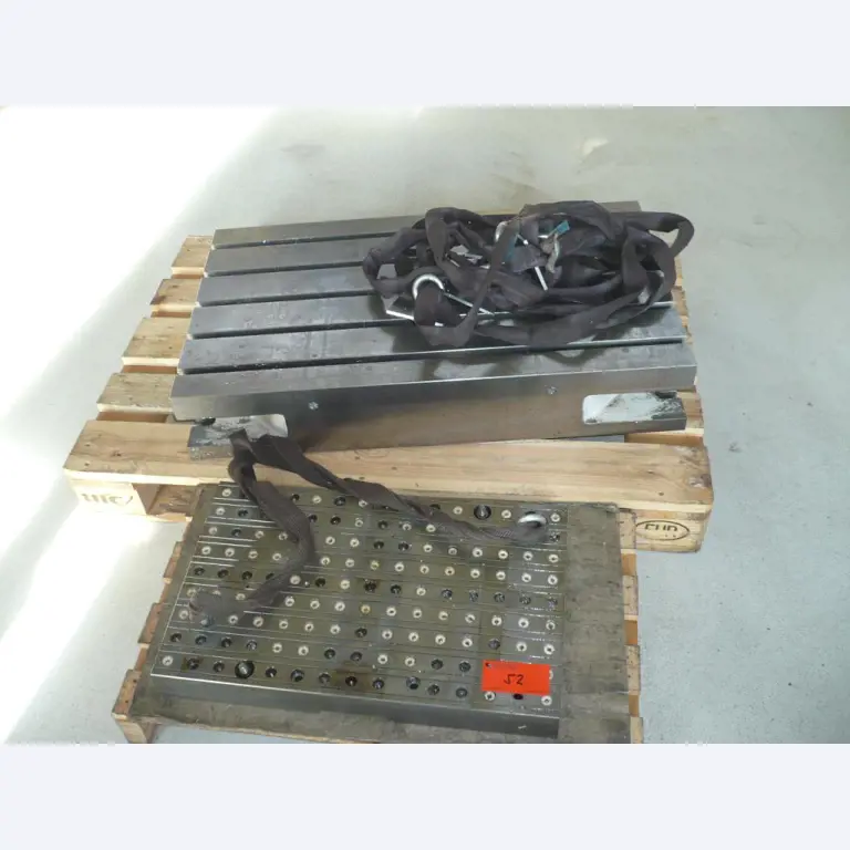 Tornos e fresadoras CNC, rectificadoras CNC, centros de maquinagem CNC-5