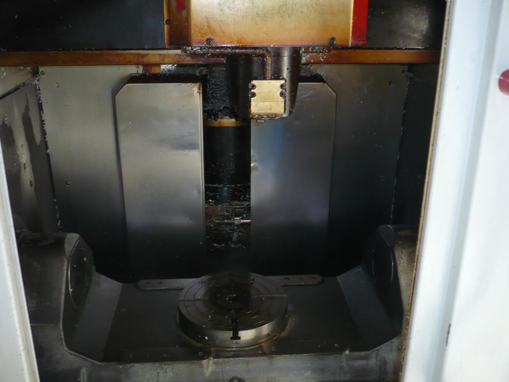 Tornos e fresadoras CNC, rectificadoras CNC, centros de maquinagem CNC-2