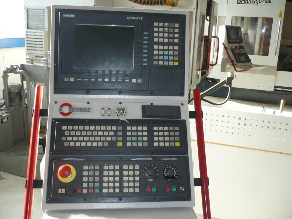 Tornos e fresadoras CNC, rectificadoras CNC, centros de maquinagem CNC-3