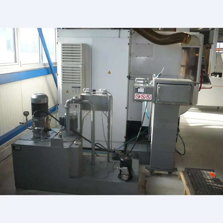 Tornos e fresadoras CNC, rectificadoras CNC, centros de maquinagem CNC-4