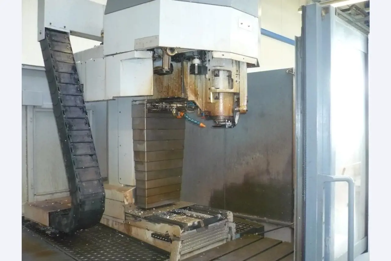 Tornos e fresadoras CNC, rectificadoras CNC, centros de maquinagem CNC-2