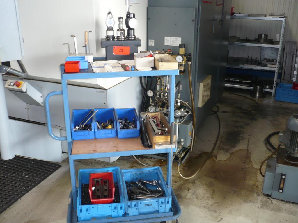 Tornos e fresadoras CNC, rectificadoras CNC, centros de maquinagem CNC-4