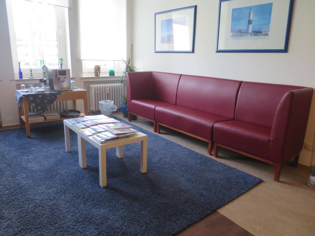 
technical installations as well as operating and business equipment in the field of diving and overpressure medicine<br>-2