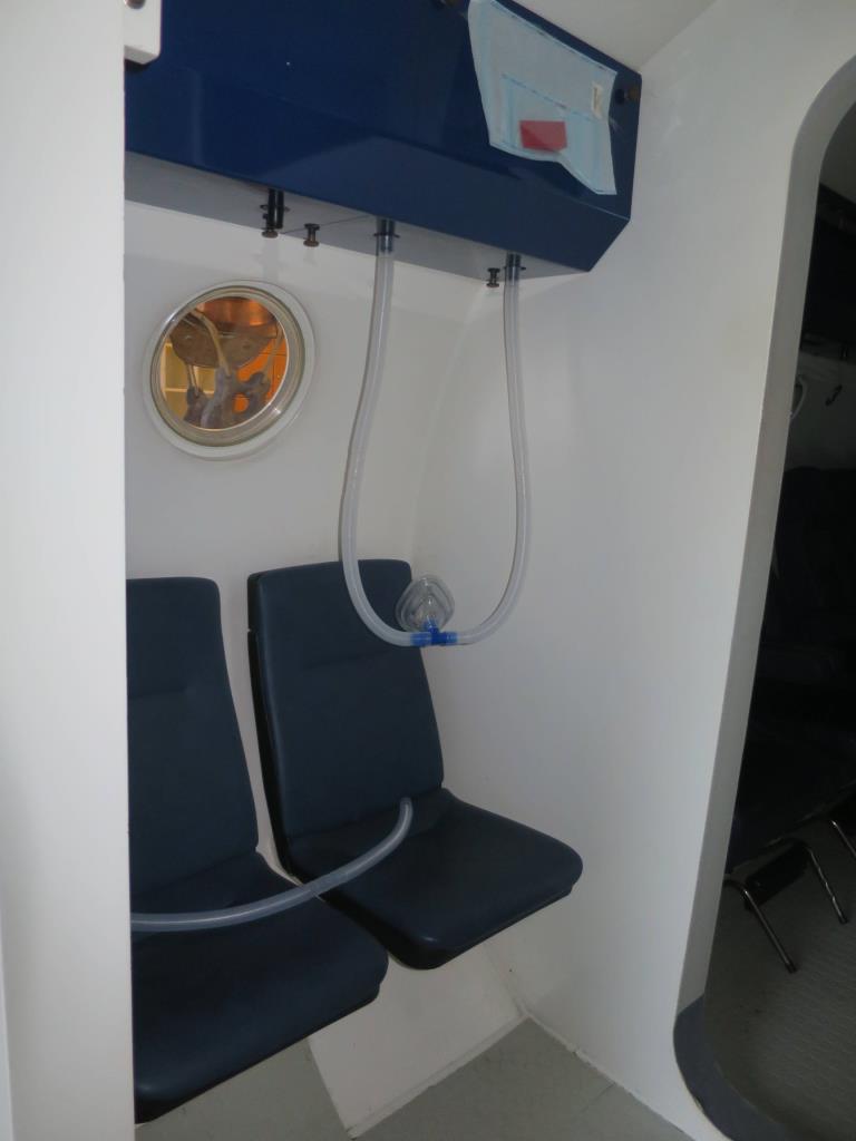 
technical installations as well as operating and business equipment in the field of diving and overpressure medicine<br>-18