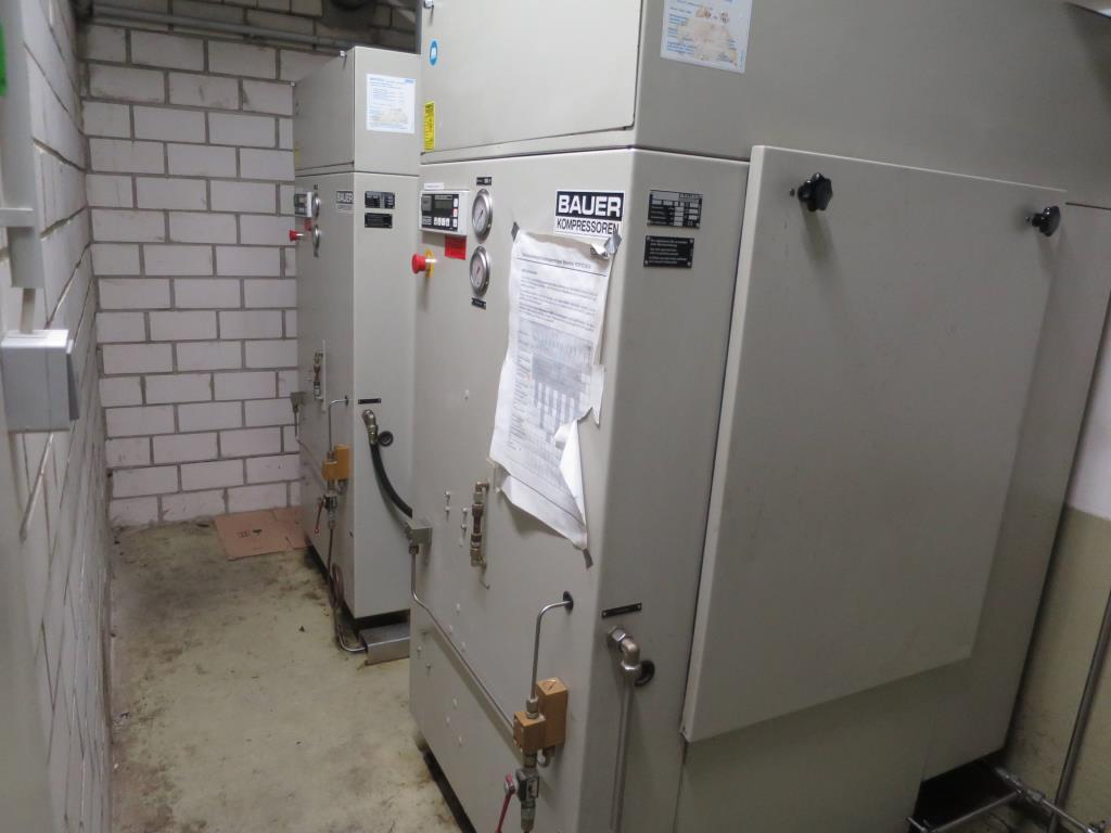 
technical installations as well as operating and business equipment in the field of diving and overpressure medicine<br>-8