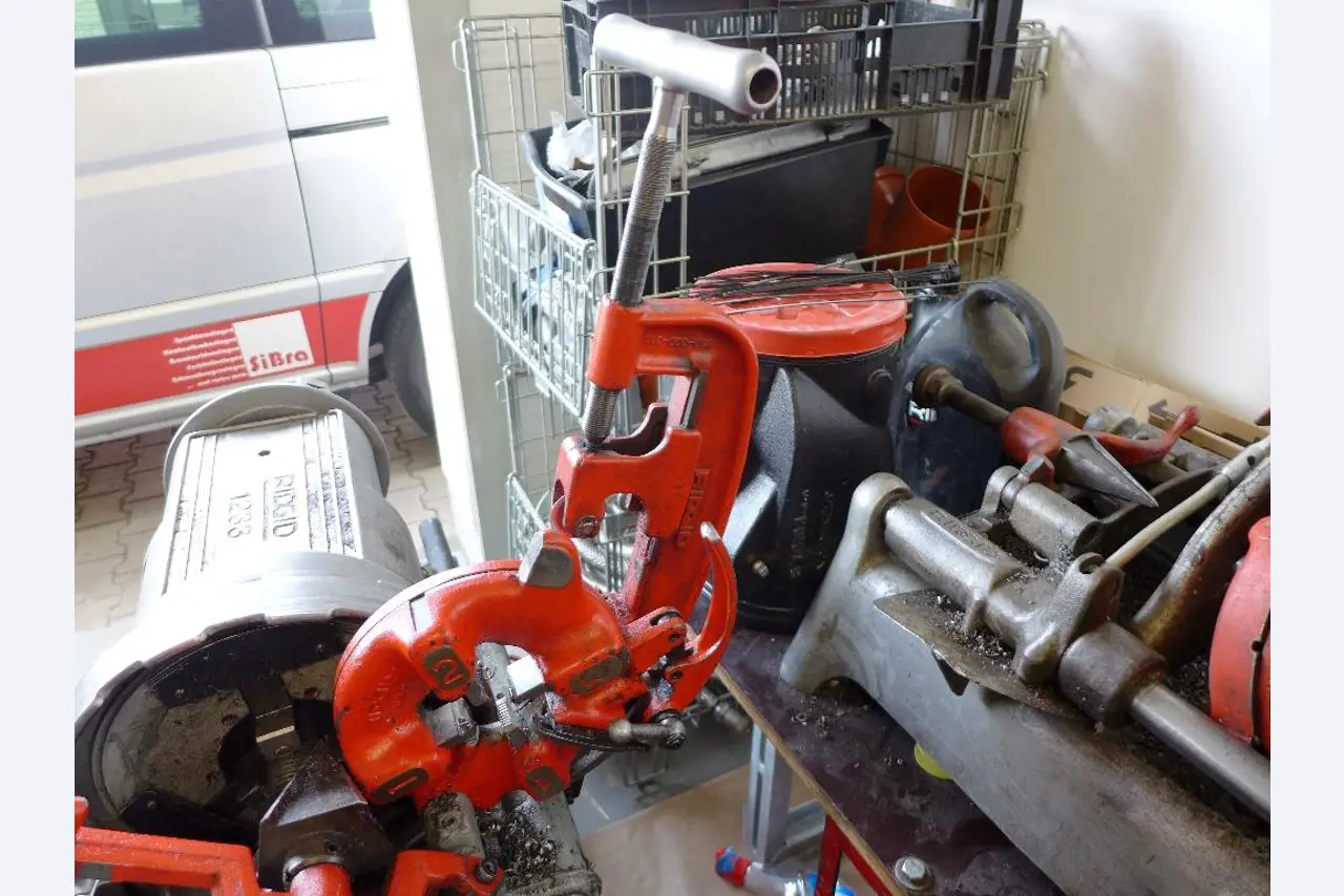 Installation fire protection, heating, sanitary, plumbing-12