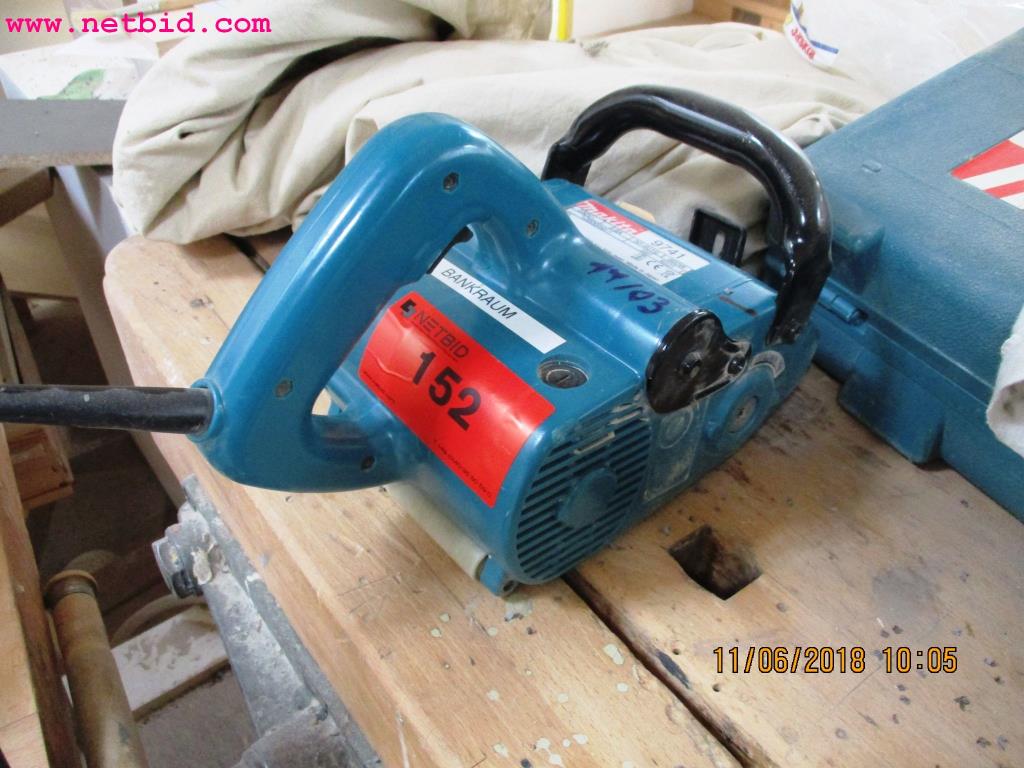 
Betriebs- und Geschäftsausstattung <br>eines Möbelherstellers-1