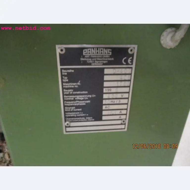 Equipamento operacional e de escritório <br>de um fabricante de móveis-3