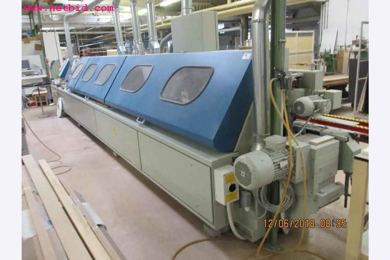 Equipamento operacional e de escritório <br>de um fabricante de móveis-2