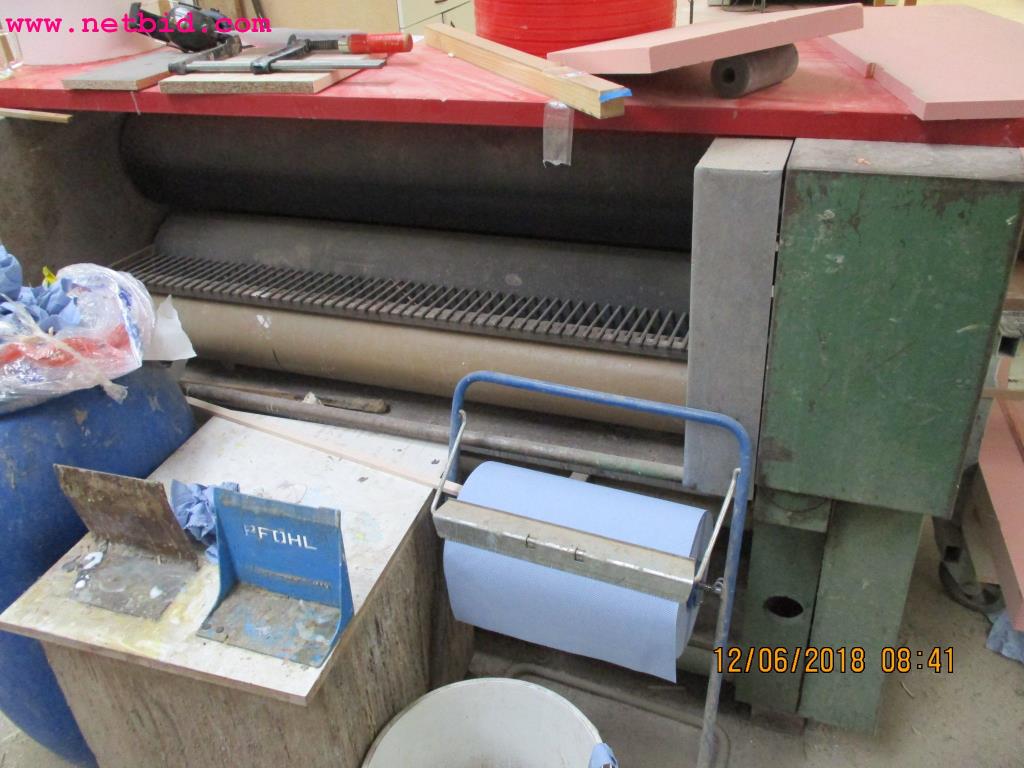 
Equipamento operacional e de escritório <br>de um fabricante de móveis-2