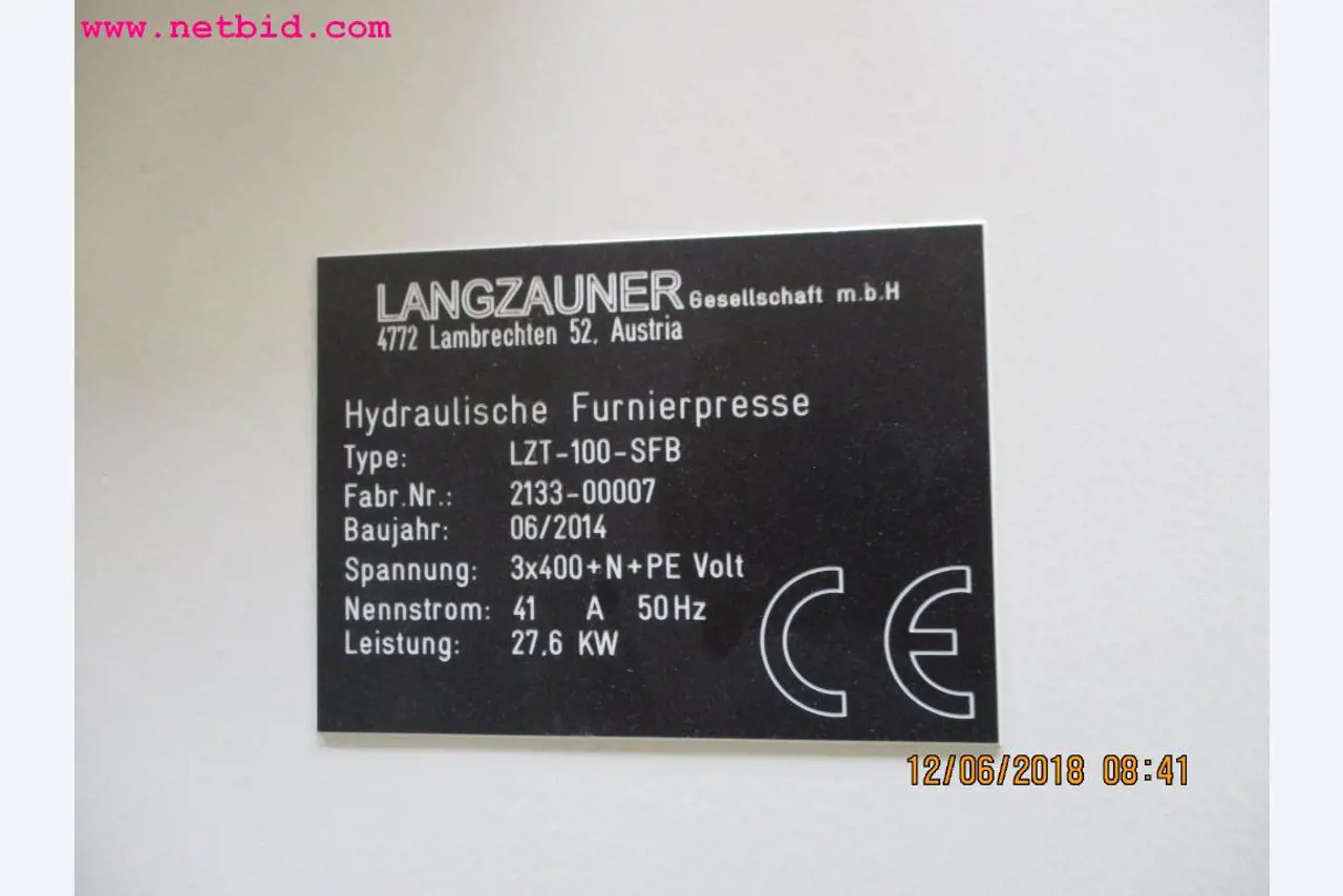 Equipamento operacional e de escritório <br>de um fabricante de móveis-5