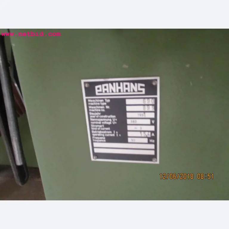 Equipamento operacional e de escritório <br>de um fabricante de móveis-4