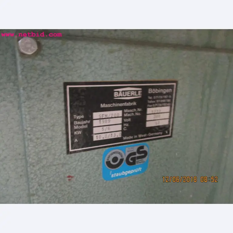 Equipamento operacional e de escritório <br>de um fabricante de móveis-3