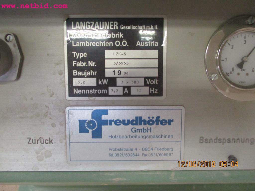 
Equipamento operacional e de escritório <br>de um fabricante de móveis-3