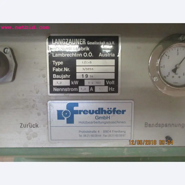 Equipamento operacional e de escritório <br>de um fabricante de móveis-3