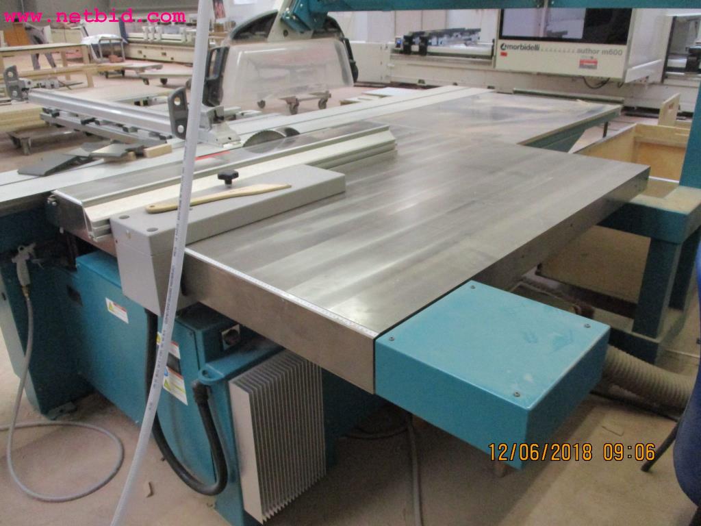 
Equipamento operacional e de escritório <br>de um fabricante de móveis-5