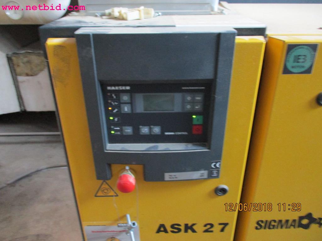 
Equipamento operacional e de escritório <br>de um fabricante de móveis-2