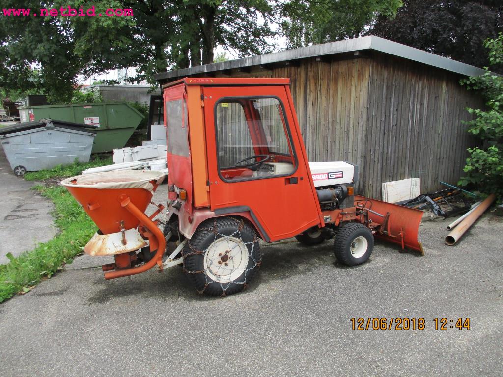 
Equipamento operacional e de escritório <br>de um fabricante de móveis-2