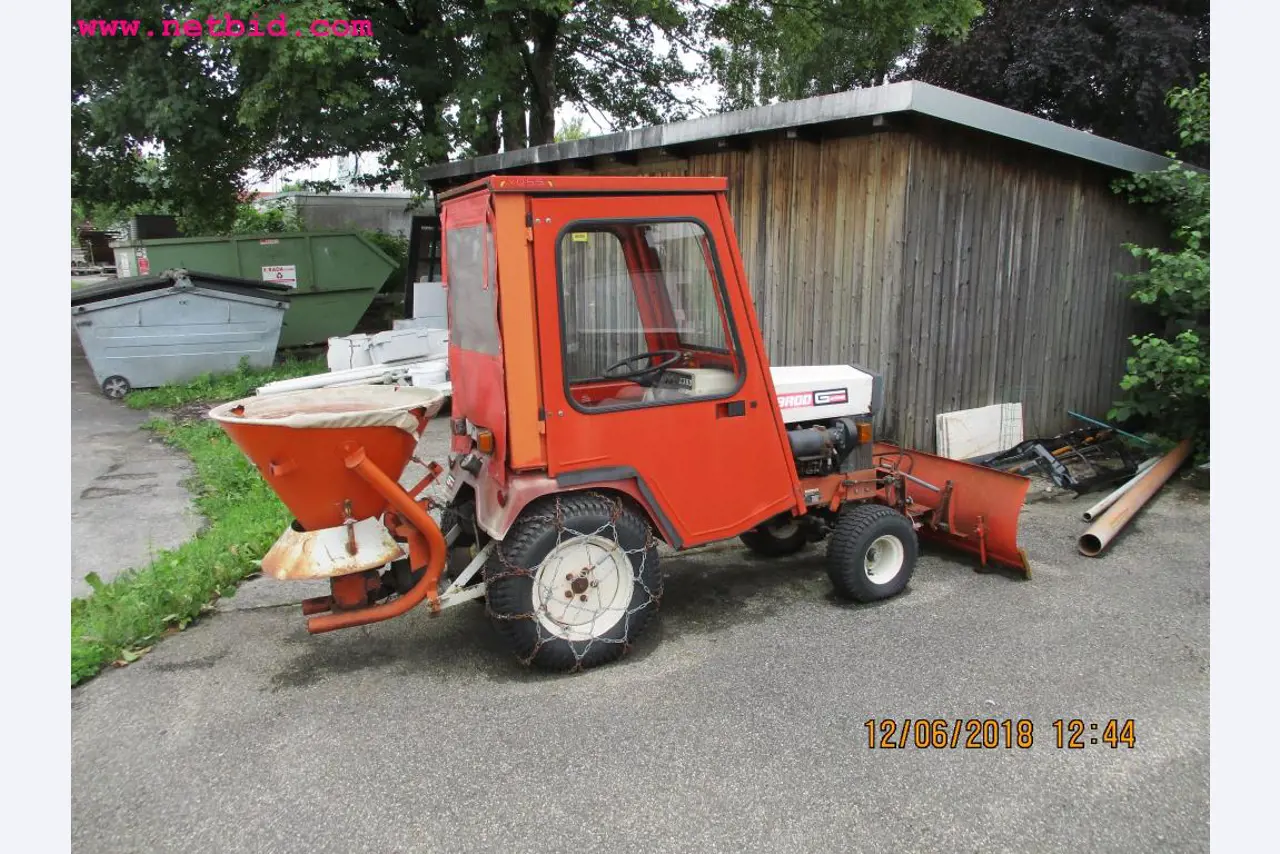 Equipamento operacional e de escritório <br>de um fabricante de móveis-2