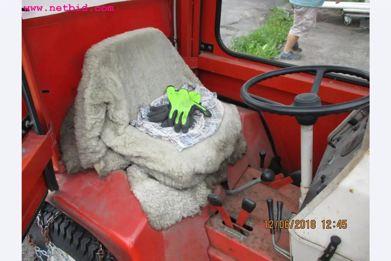 Equipamento operacional e de escritório <br>de um fabricante de móveis-4