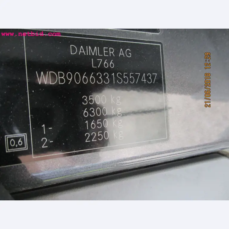 Equipamento operacional e de escritório <br>de um fabricante de móveis-12