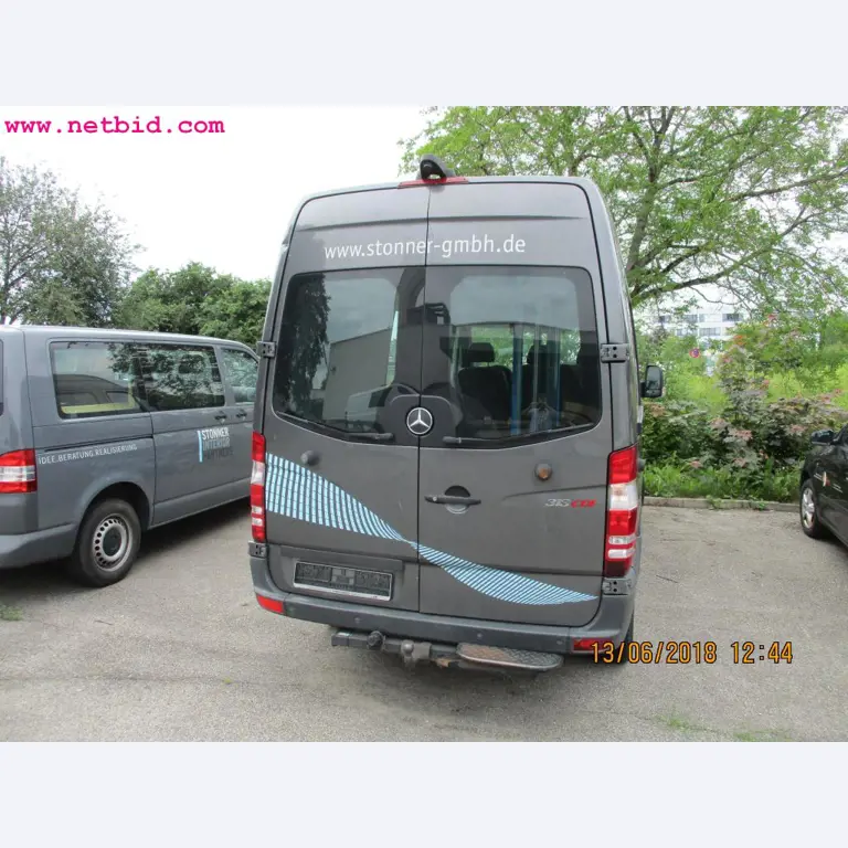 Equipamento operacional e de escritório <br>de um fabricante de móveis-3