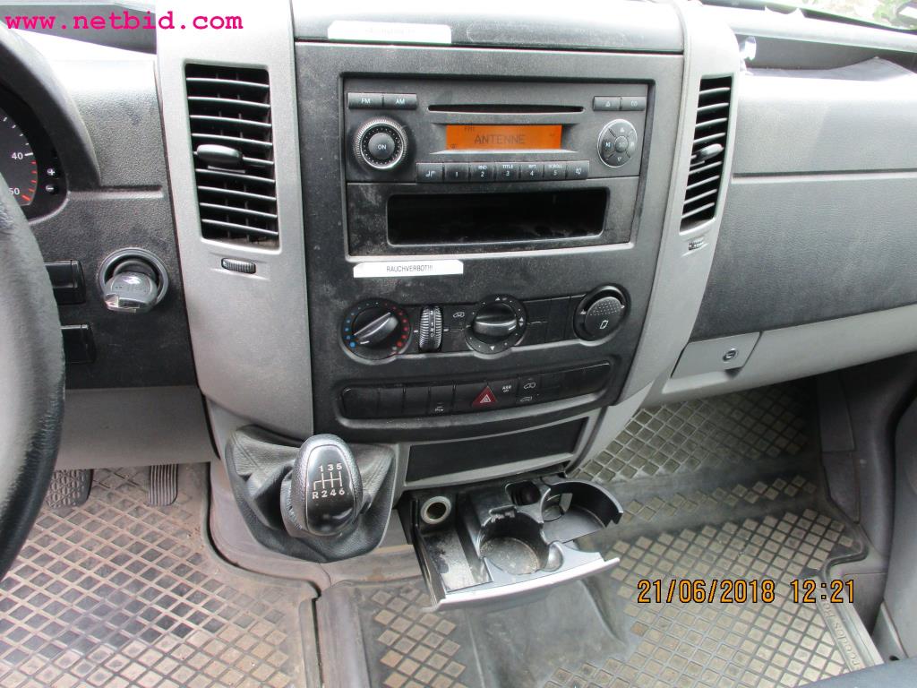 
Equipamento operacional e de escritório <br>de um fabricante de móveis-7