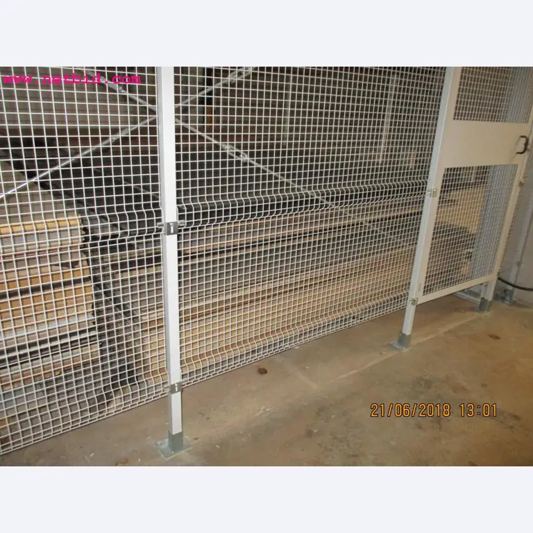 Equipamento operacional e de escritório <br>de um fabricante de móveis-6