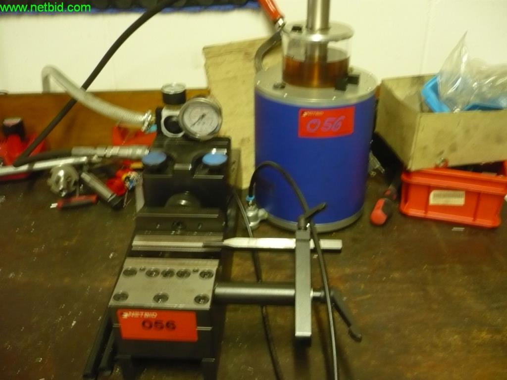 3 x 5-Achs Vertikal CNC-Bearbeitungszentren mit Roboterhandling, FANUC<br>
- extrem preisreduziert -
-1