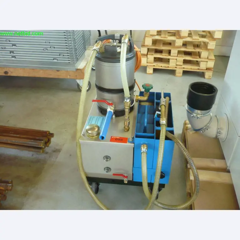 3 centres d'usinage CNC verticaux 5 axes avec manipulation robotisée, FANUC<br>
- prix extrêmement réduit -
-1