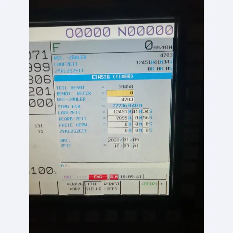 3 x 5-Achs Vertikal CNC-Bearbeitungszentren mit Roboterhandling, FANUC<br>
- extrem preisreduziert -
-6