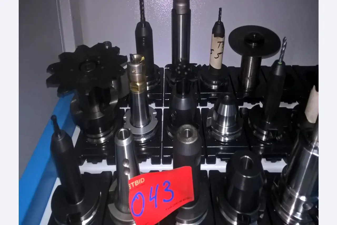 Machines for the production of high-precision turned and milled parts-1