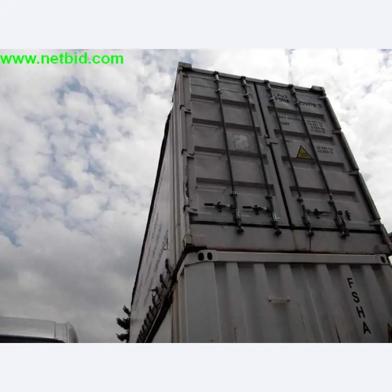 operating and office equipment from a service and repair company for industrial trucks and container handling<br>-2