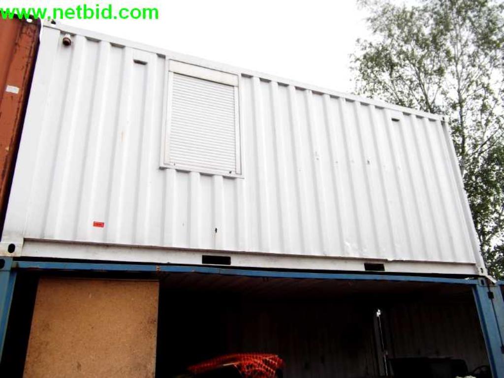 operating and office equipment from a service and repair company for industrial trucks and container handling<br>-1