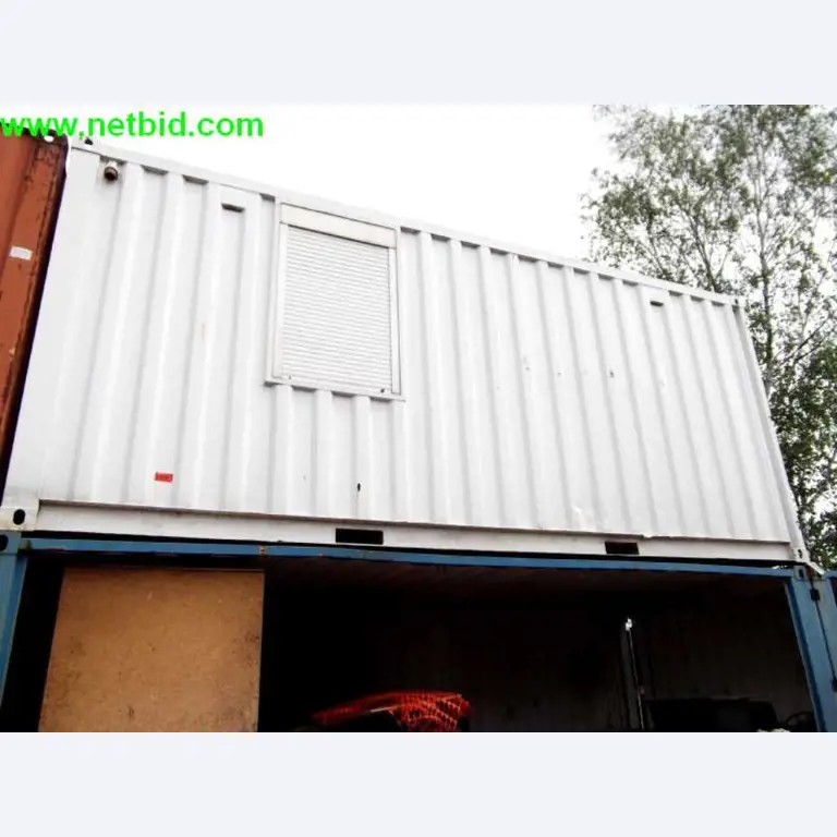operating and office equipment from a service and repair company for industrial trucks and container handling<br>-1