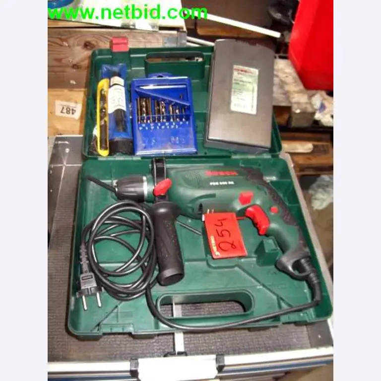 operating and office equipment from a service and repair company for industrial trucks and container handling<br>-1