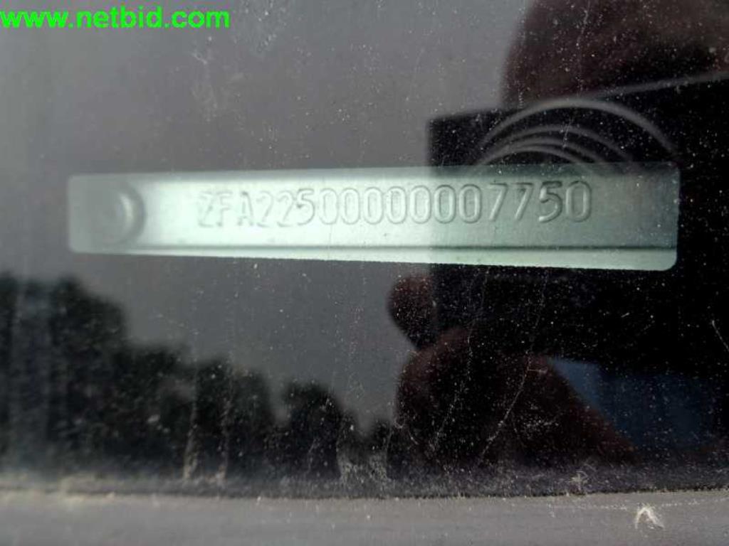 Equipamento operacional e comercial bem conservado da empresa de serviços e reparação de camiões industriais e de movimentação de contentores<br>-10