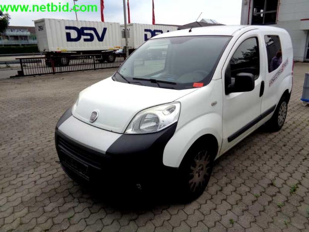 Equipamento operacional e comercial bem conservado da empresa de serviços e reparação de camiões industriais e de movimentação de contentores<br>-1