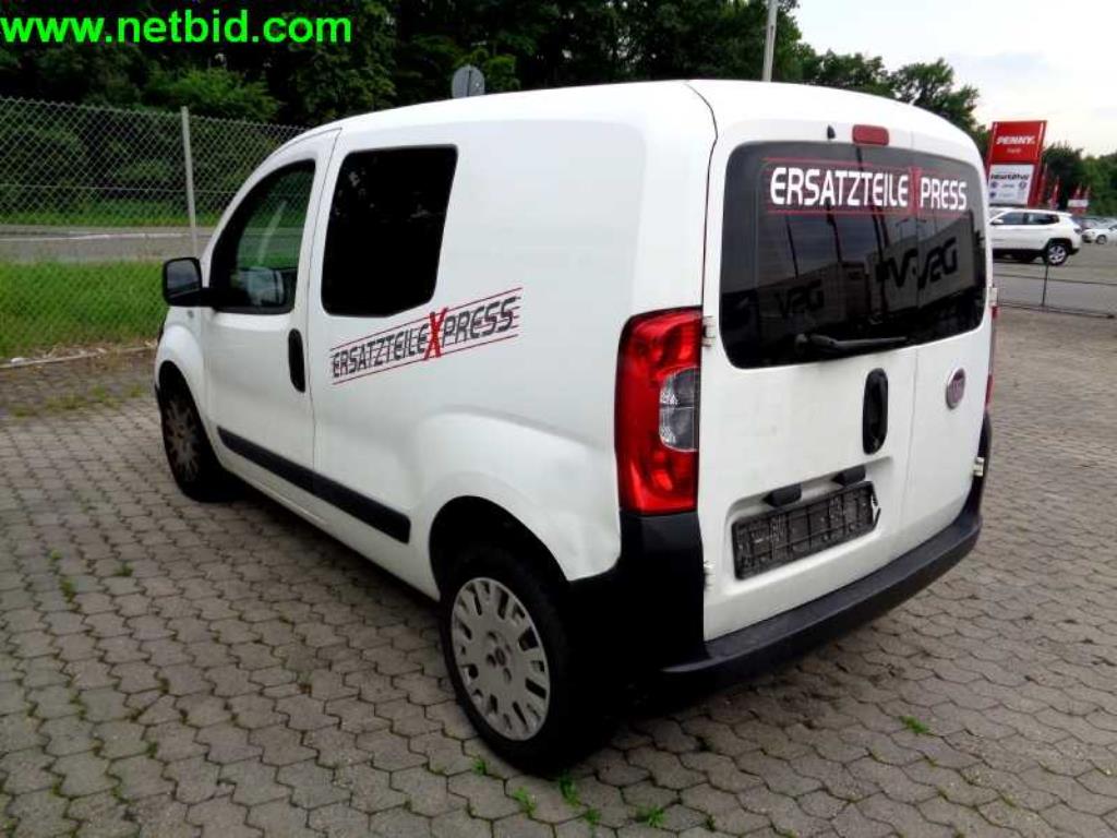 Equipamento operacional e comercial bem conservado da empresa de serviços e reparação de camiões industriais e de movimentação de contentores<br>-2