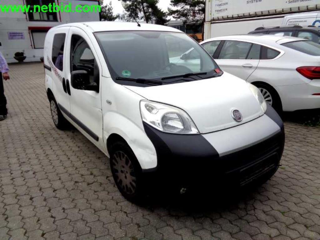 Equipamento operacional e comercial bem conservado da empresa de serviços e reparação de camiões industriais e de movimentação de contentores<br>-4