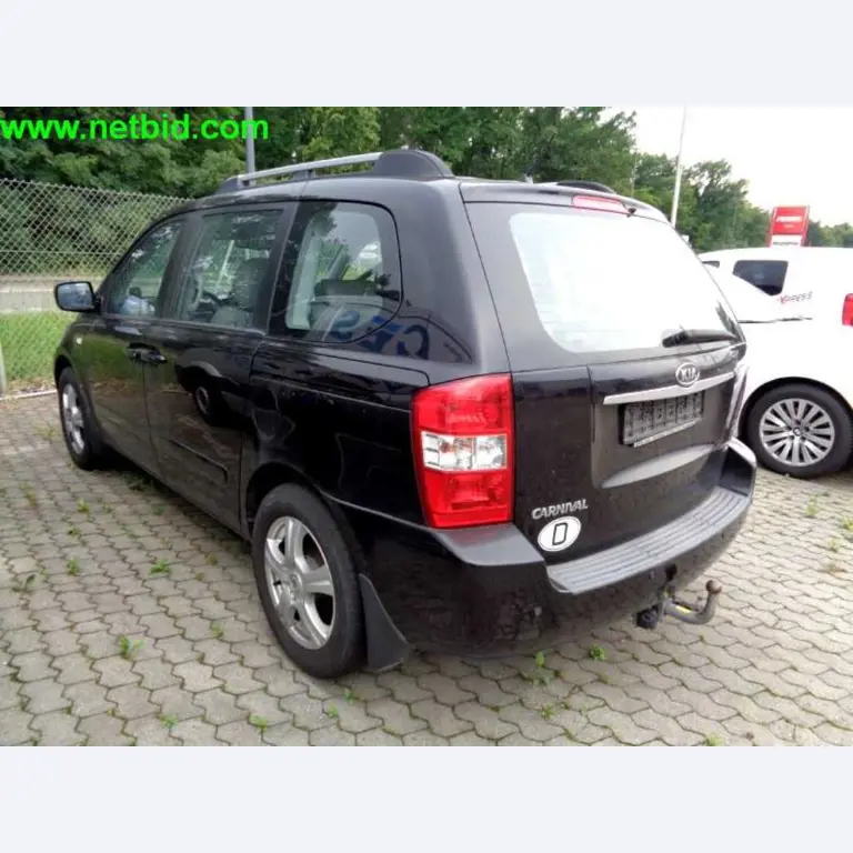 Equipamento operacional e comercial bem conservado da empresa de serviços e reparação de camiões industriais e de movimentação de contentores<br>-2