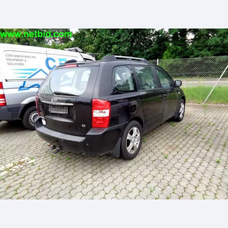 Equipamento operacional e comercial bem conservado da empresa de serviços e reparação de camiões industriais e de movimentação de contentores<br>-3