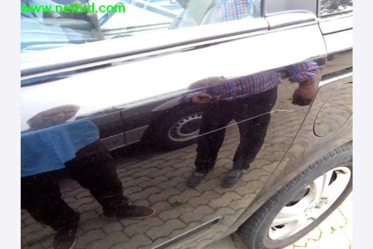 Equipamento operacional e comercial bem conservado da empresa de serviços e reparação de camiões industriais e de movimentação de contentores<br>-7