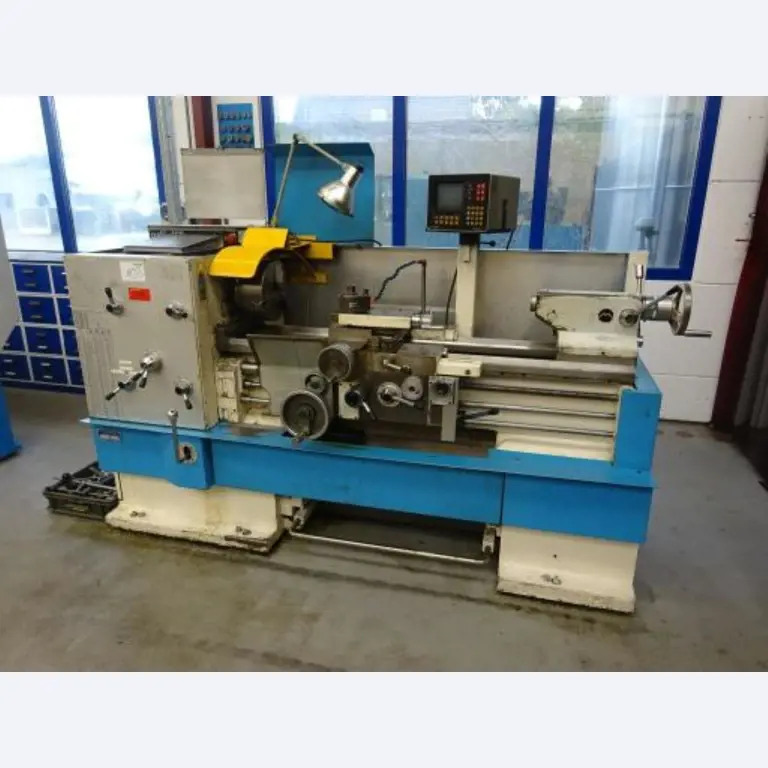 Machines pour le travail du métal et<br>équipement d'atelier-1