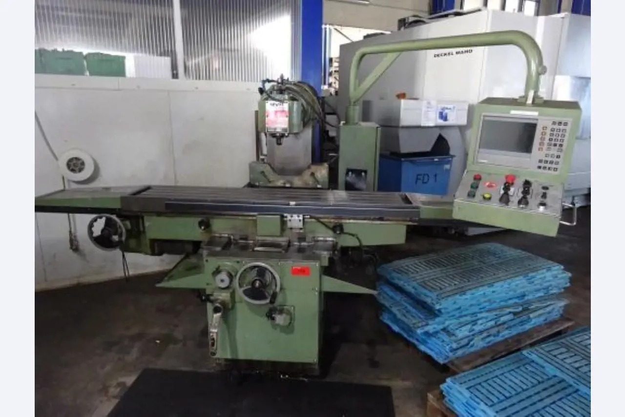 Machines pour le travail du métal et<br>équipement d'atelier-1